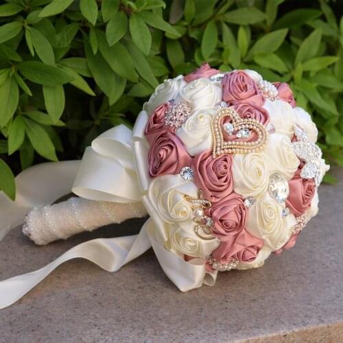 2020 High Quality Marriage Wedding Bouquet Roses Flower Rhinestones Bride Bouquet Ribbon ramo de novia Flower Bouquet