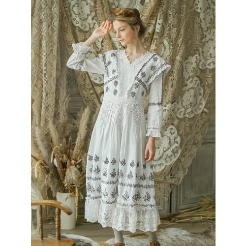2020 New Autumn Winter Dress Women VictoriaVintage Elegant Slim Luxury Embroidery Long Dress Casual Sweet White Lace Long Dress