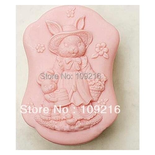 Wholesale!!!1pcs Bears Grandmother with Bear (50206) Silicone Handmade Soap Mold Crafts DIY Mold