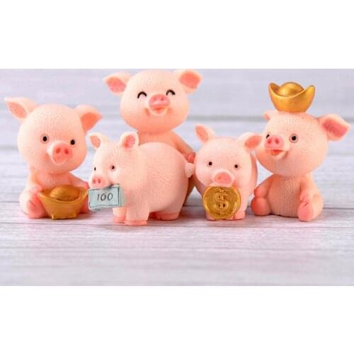 1pcs Fortune Pig Resin Crafts Micro Landscape Cake Car Decorations Cartoon Piggy Pendant Home Decor