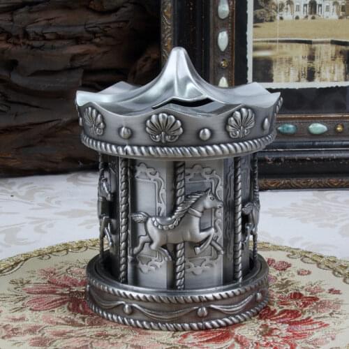 Money Boxes European Zinc Alloy Merry Go Round Coin Bank Girl Birthday Gift Piggy Bank Home Decor Figurines