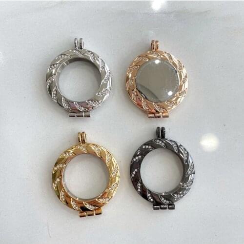 The new luxury metal protective sleeve is suitable for Apple Airtags anti-lost tracker protective sleeve