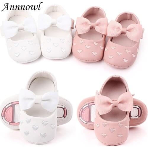 Brand Baby Girl Shoes Anti-skip Soft Sole Walking Toddler Mary Jane Flats Newborn Footwear Infant for 1 Year Old Girl with Heart