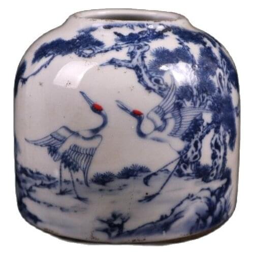 China Jingdezhen Ceramic blue and white horse shoe jar with pine crane pattern