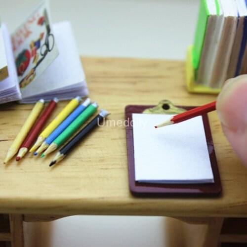 1 Set 1/12 Dollhouse Miniature Colored Pencils / Writing Board for Play Doll House Studying Room Furniture Decoration Toy