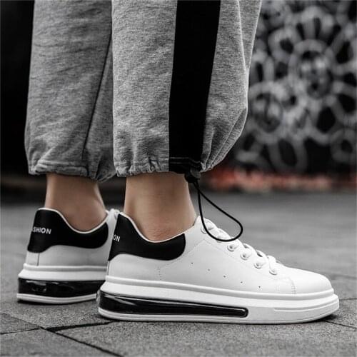 New Spring Fashion High Quality Men Casual Shoes Breathable Platform Men Loafers Luxury Sneakers White Luxury Brand Italian Shoe
