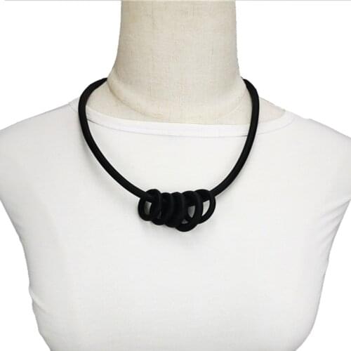 UKEBAY 2020 New Round Accessories Pendant Necklaces For Women Fashion Jewelry Rubber Necklace Short Choker Necklaces Wholesale