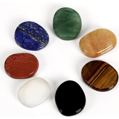 7 pieces/lot Natural Crystal and Mineral Quartz Palm Stones 25X22X5 mm Tumbled Stone Crystal Reiki Quartz Healing Chakra