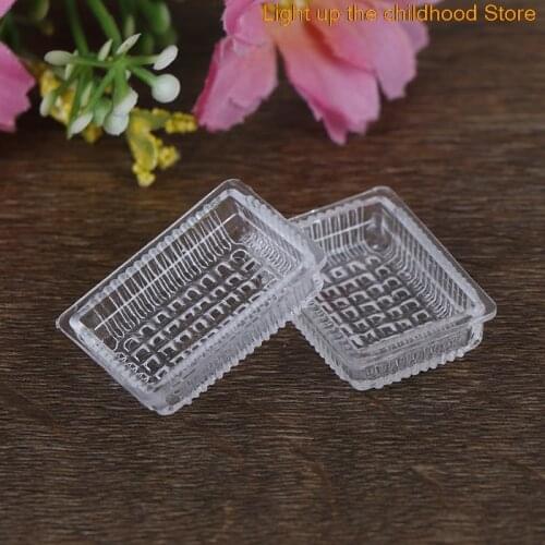 2pcs Resin Cane Basket Miniature Fast Food Tray Serving Plate Dish Dessert Tray Tableware Dollhouse Miniature Kitchen Home Decor