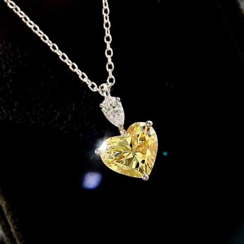 New Love Heart Pendant Necklace S925 Fashion Romantic Wedding Jewelry Inlay Yellow Crystal Zircon Womens Charm Clavicle Chain