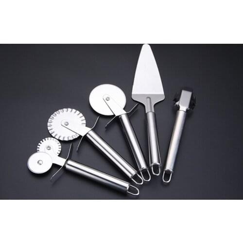 1PC New Stainless Steel Double Roller Pizza Knife Cutter Pastry Pasta Dough Crimper Round Hob 4cm Lace Wheel Kitchen tool PM 014