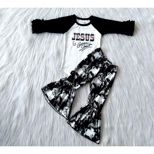 Cute cartton pattern fall kids outfit girl long sleeve top and bell pants set girl letter design outfit