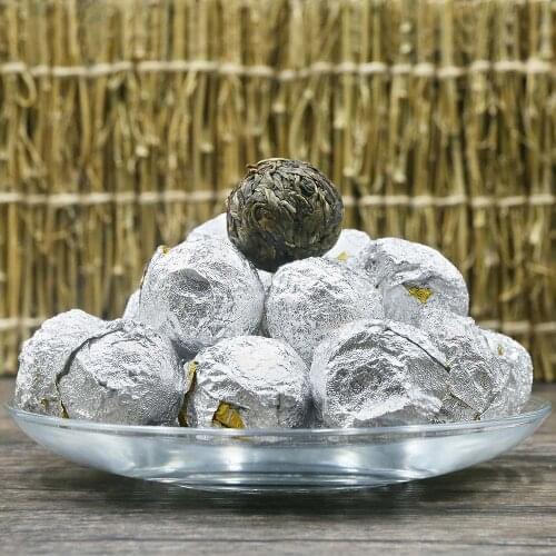 2017 Chinese Sheng Puer Chinese Tea Chinese Tea Yi Wu Big Tree"Dragon Pearl" Mini Raw Puer Chinese Tea Tuocha 50g