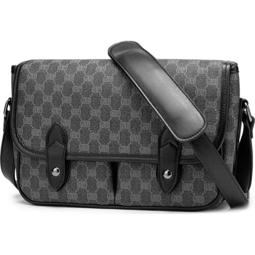 2021 New Men Messenger Bag Luxury Design Letter Pattern Leather Sling Bag Fashion Casual Male Shoulder Crossbody Satchels