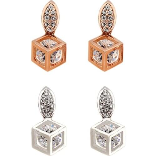 Vintage Jewelry Exquisite Leaf Earrings top grade zircon geometry earrings stud for women Fashion jewelry Er055