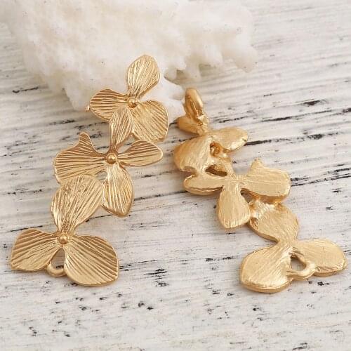 DoreenBeads Fashion Zinc Based Alloy Connectors Flower Matt Gold Color Jewelry DIY Findings Components37mm x 16mm, 2 PCs