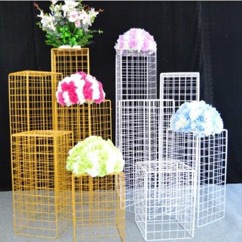 Wedding props, wedding decoration, grid road guide, iron geometric box, stage decoration Party birthday decoration