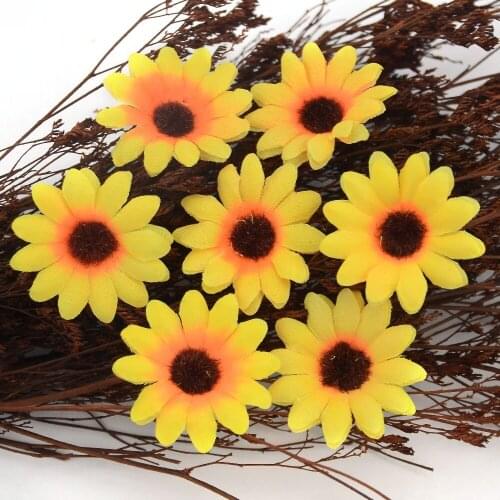 30pcs 4cm Mini Silk Sunflower Artificial Flower Head For Wedding Box Decoration Headmade Scrapbooking Accessories Fake flowers