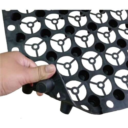 Plastic tree root drainage board Insulation thickened Drain Board Widely applicable in various industries Drainage Mats 500*500