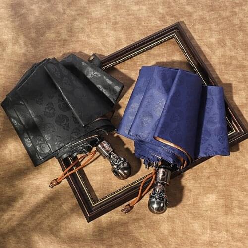 Devil Skull Handle Umbrella Fully-automaticlly Male 3 Folding UV Sun Rain Punk Retro Umbrella Male Windproof Umbrellas Rain Gear