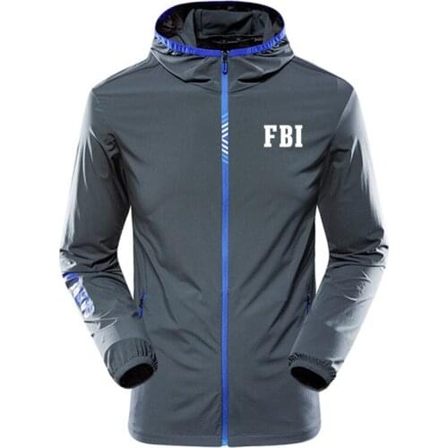 Summer Thin Skin Coats Men Breathable Nylon Sun Protection Ultra-Light Hooded Windbreaker Jacket Men Sportswear Casual Outwear