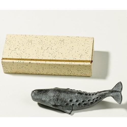 Creative Paperweights Multifunction Cast Iron Paperweight Brush Rest Chinese Calligraphy Paperweights Lovely Paper Pressing Prop