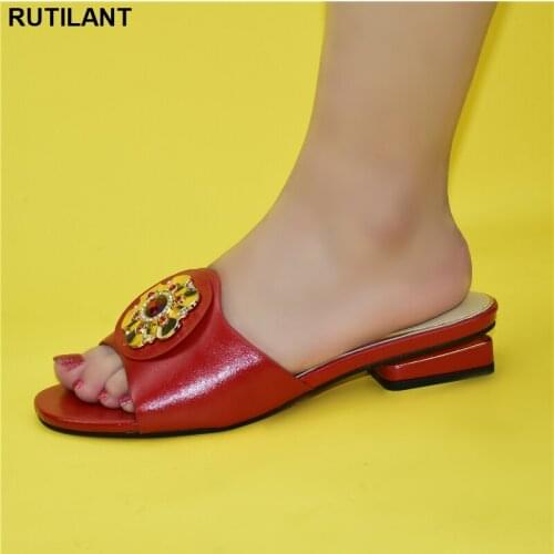 Latest Rhinestone Women Wedding Shoes Elegant Sweet Style for Royal Wedding Party Slingbacks Sandals Women Shoes Summer 2021