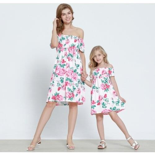 2021 New Family Matching Clothes Fashion Women Girl Dresses Spring Summer Mother Daughter Short Dress One Shoulder Print Ruffle