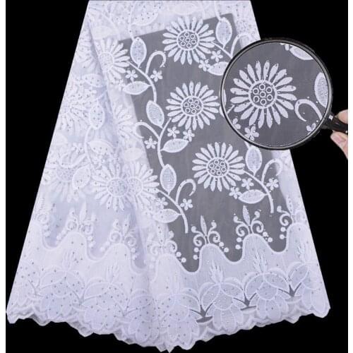 2019 New Pure White French Nigerian Lace Fabric High Quality Milk Silk African Lace Fabric Wedding French Tulle Lace Fabric 1552