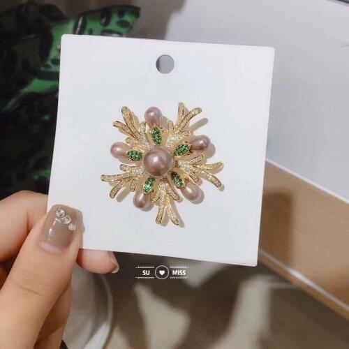 Rhinestone with Drop Pearl Brooch Fashion Vintage Brooches and Pins Elegant Winter Coat Accessories High Quality Gift