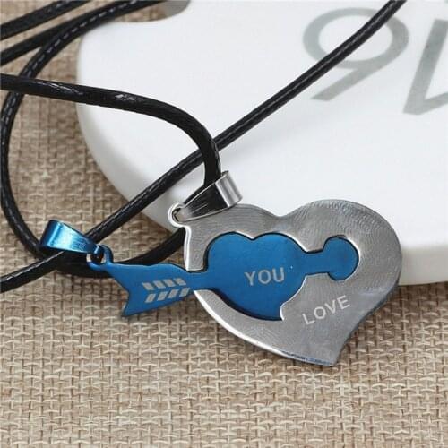 Titanium Steel Love Couple Necklace, Heart-shaped Pendant for Men and Women, Simple Student Pendant Necklace Fashion Collocation