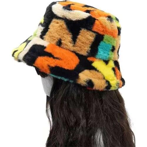 K3NF Faux Fur Fisherman Hat Adjustable Womens Hat Colorful Letter Print Bucket Hat Furry Sun Hat Winter Clothing Accessories