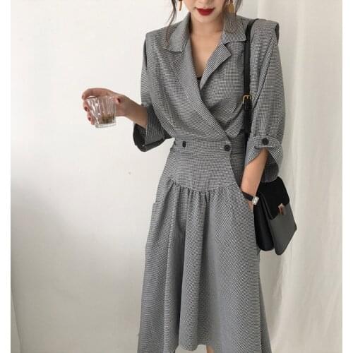 2017 womens autumn long sleeve high waist plus size plaid irregular length thin trench coat female double breasted windbreaker