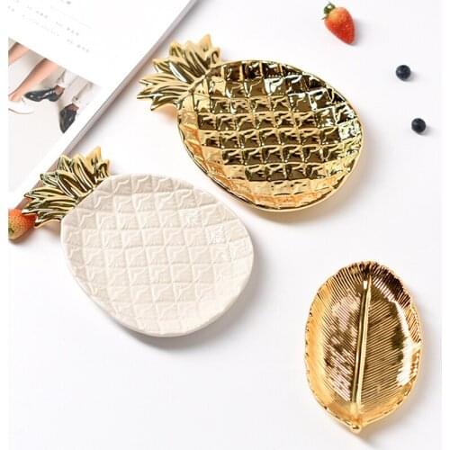 Ceramic Tray Nordic Decorative Storage Tray Jewelry Display Pallet Gold Pineapple Serving Tray Fruit Snack Dish Key Organizer