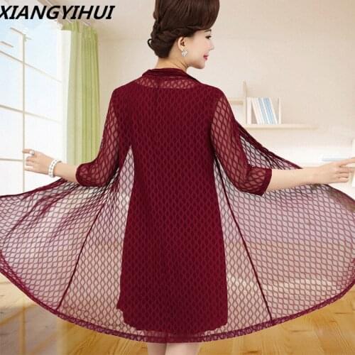 The new spring 2018 of the most beautiful old lace T-shirt Mother put winter middle-aged womens clothing