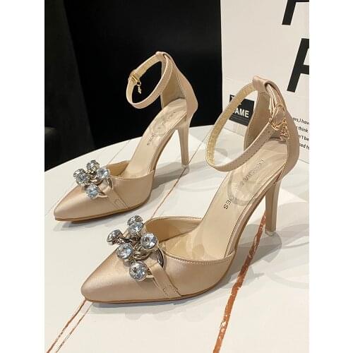 One Word Buckle Pointed High Heels Spring And Summer New Fashion Metal Decoration All-Match Shallow Mouth Ladies Single Shoes