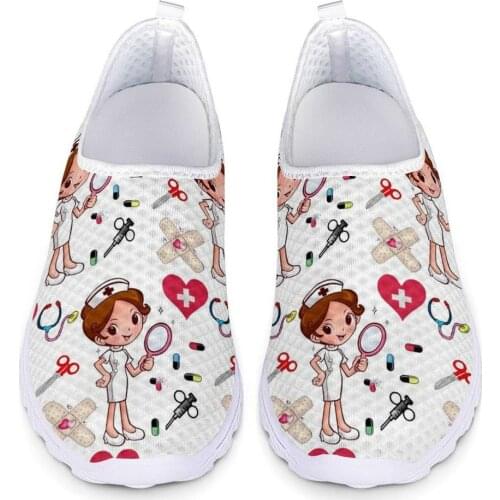 New Cartoon Nurse Doctor Print Women Sneakers Slip on Light Mesh Shoes Summer Breathable Flats Shoes Zapatos Planos