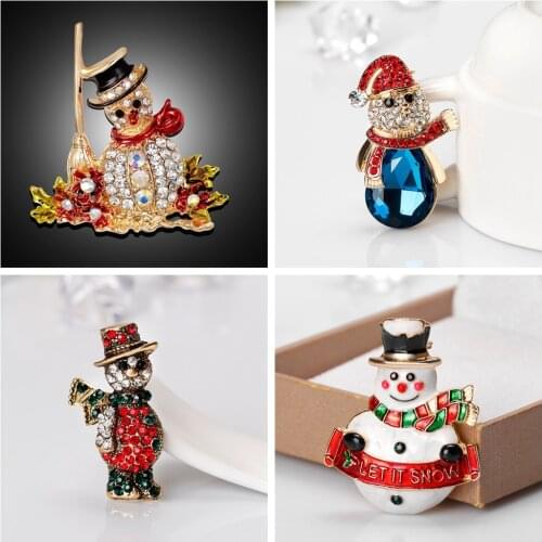 Christmas Snowman Multicolor Brooch Vintage Brooch Pins Female Fashion Rhinestone Pins and Brooches for Women Accessories 5.1 cm