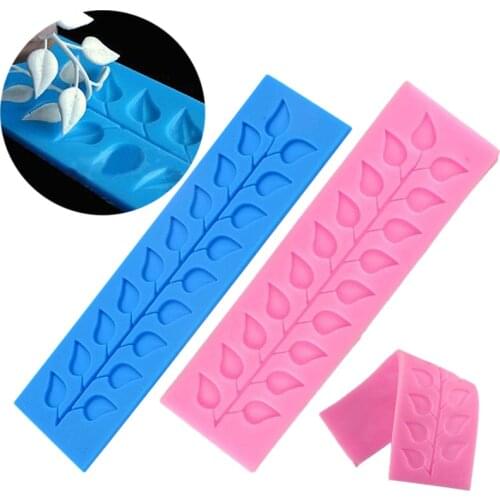 Leaf Soap Mould Cake Flexible Silicone Resin Chocolate DIY Tool ,Random Color
