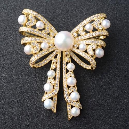 Womens Silver And Gold Plated Fresh Water Pearl Bowknot Brooch