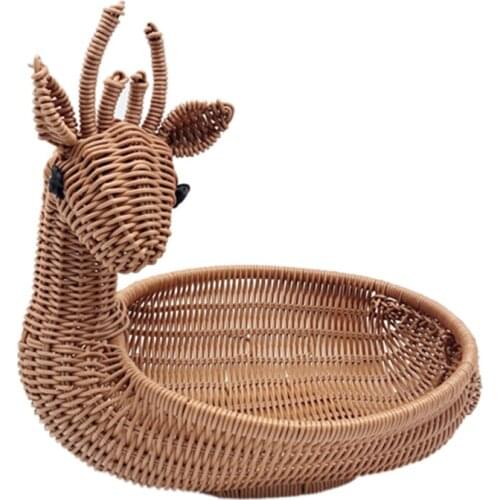 Rattan Woven Fruit Basket, Imitation Deer Bread Basket Fruit Bowls Tray Vegetable Snack Basket Novelty Animal Shaped Ancient Rat