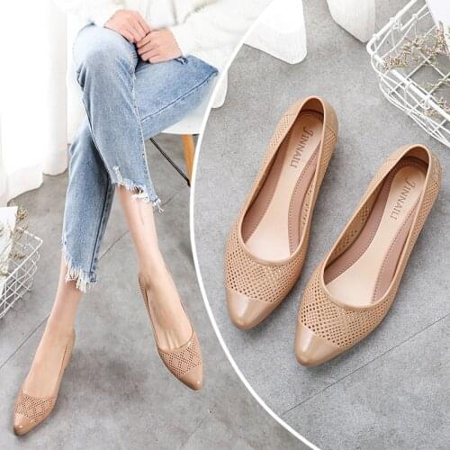 Womens Sandals Mesh Ladies Pumps Women Shoes Breathable Slip On Female Low Heels Hollow Out Summer Sandals PU Fashion