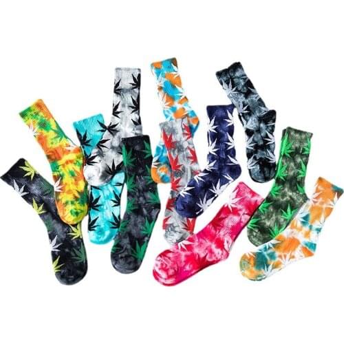 Spring and Summer LoversMale Socks Maple Skateboard Street Influx of European and American Style Harajuku in Tube Socks Female