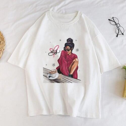 Sexy girl sitting in the car woman T-shirt Harajuku fashion graphic T-shirt cartoon top Korean style female T-shirt
