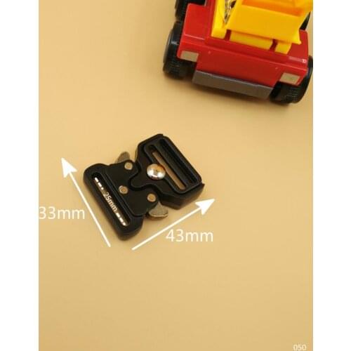 Buy 50 pieces 25mm buckles as we talked