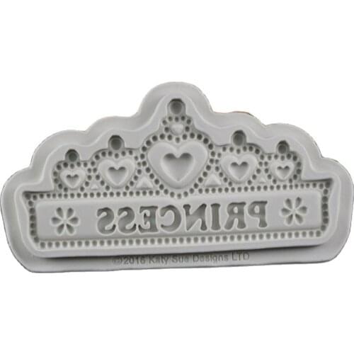 Heart - shaped crown dry Pezi sugar cake lace cake Wai edge tools