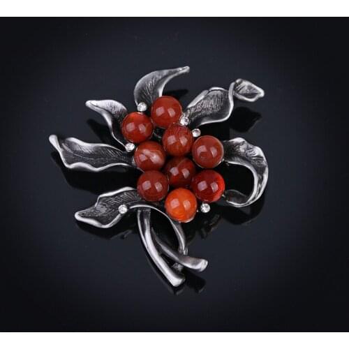 High Quality Red Beads Rhinestone Brooch Pins Banana Leaves Brooch Clothes Accessories Vintage Trendy Jewelry For Women