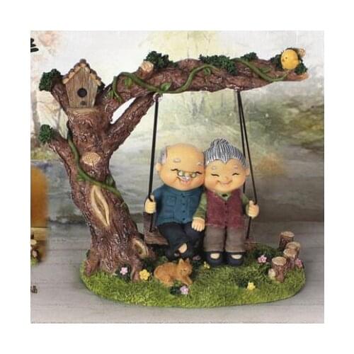 Mixed couples in the old man and wife home furnishing creative wedding room decoration gifts for elders culpture statue