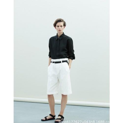 2021 New Album Style Straight Tube Slim Pants Five Points Black and White Linen Women Shorts