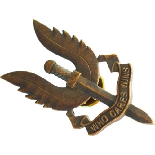 WW2 UK British Special Air Service SAS Who Dares Wins Souvenir Medal Badge